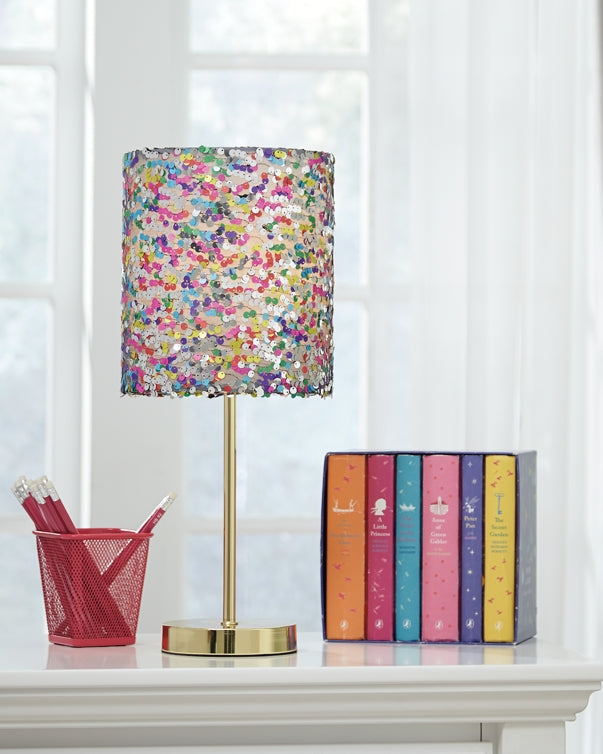 Maddy Metal Table Lamp (1/CN) Smyrna Furniture Outlet