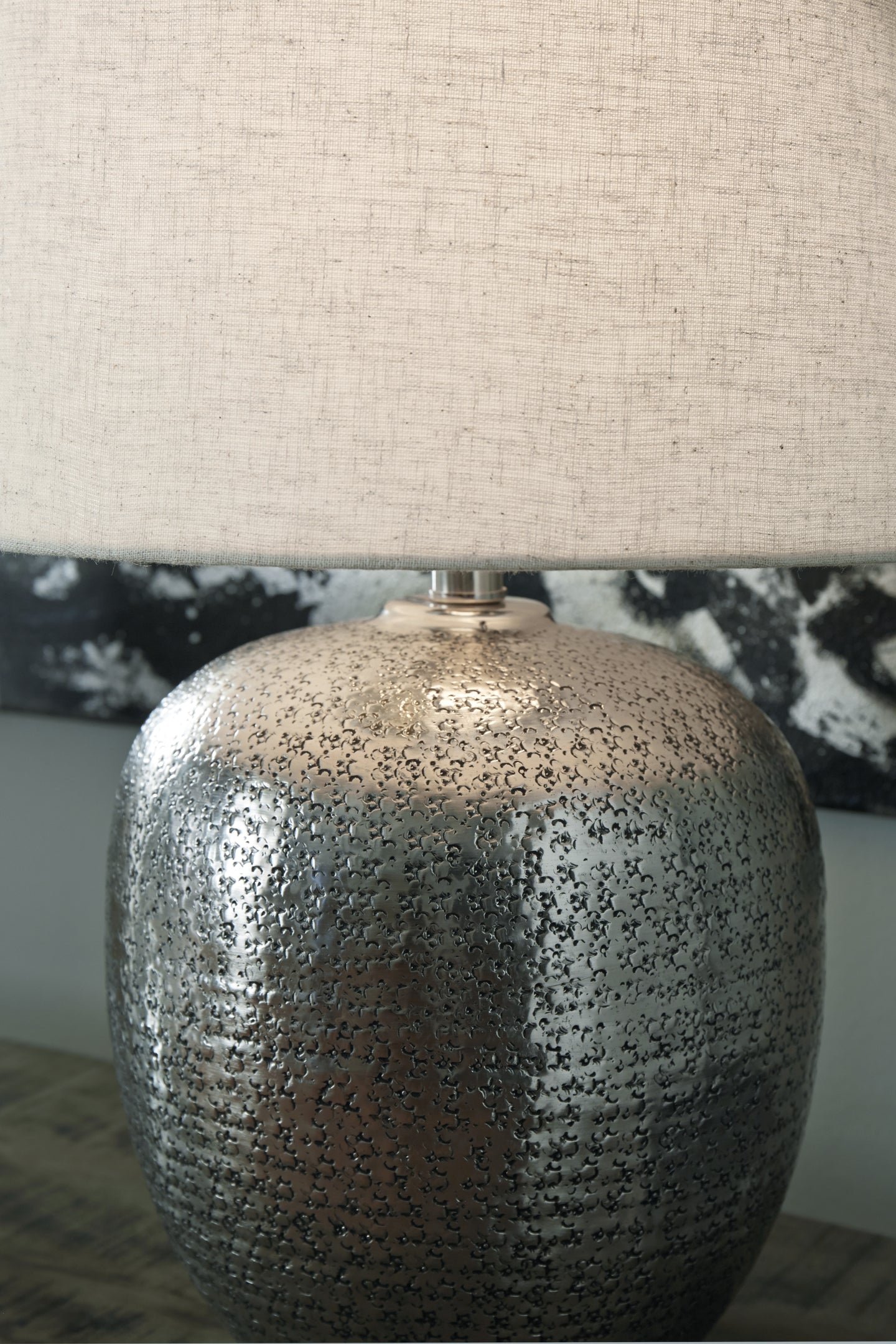 Magalie Metal Table Lamp (1/CN) Smyrna Furniture Outlet
