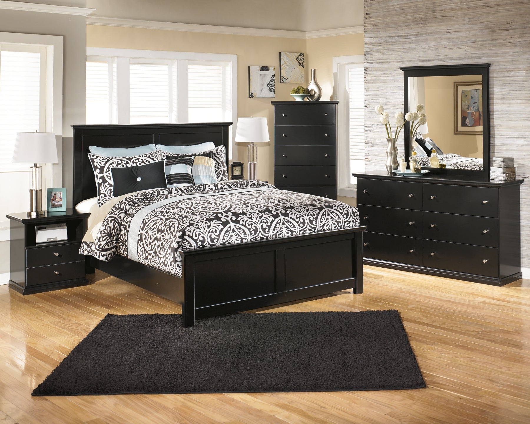Maribel Queen Panel Bed with Mirrored Dresser, Chest and 2 Nightstands Smyrna Furniture Outlet