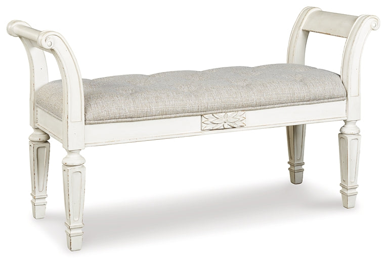 Realyn Accent Bench Smyrna Furniture Outlet