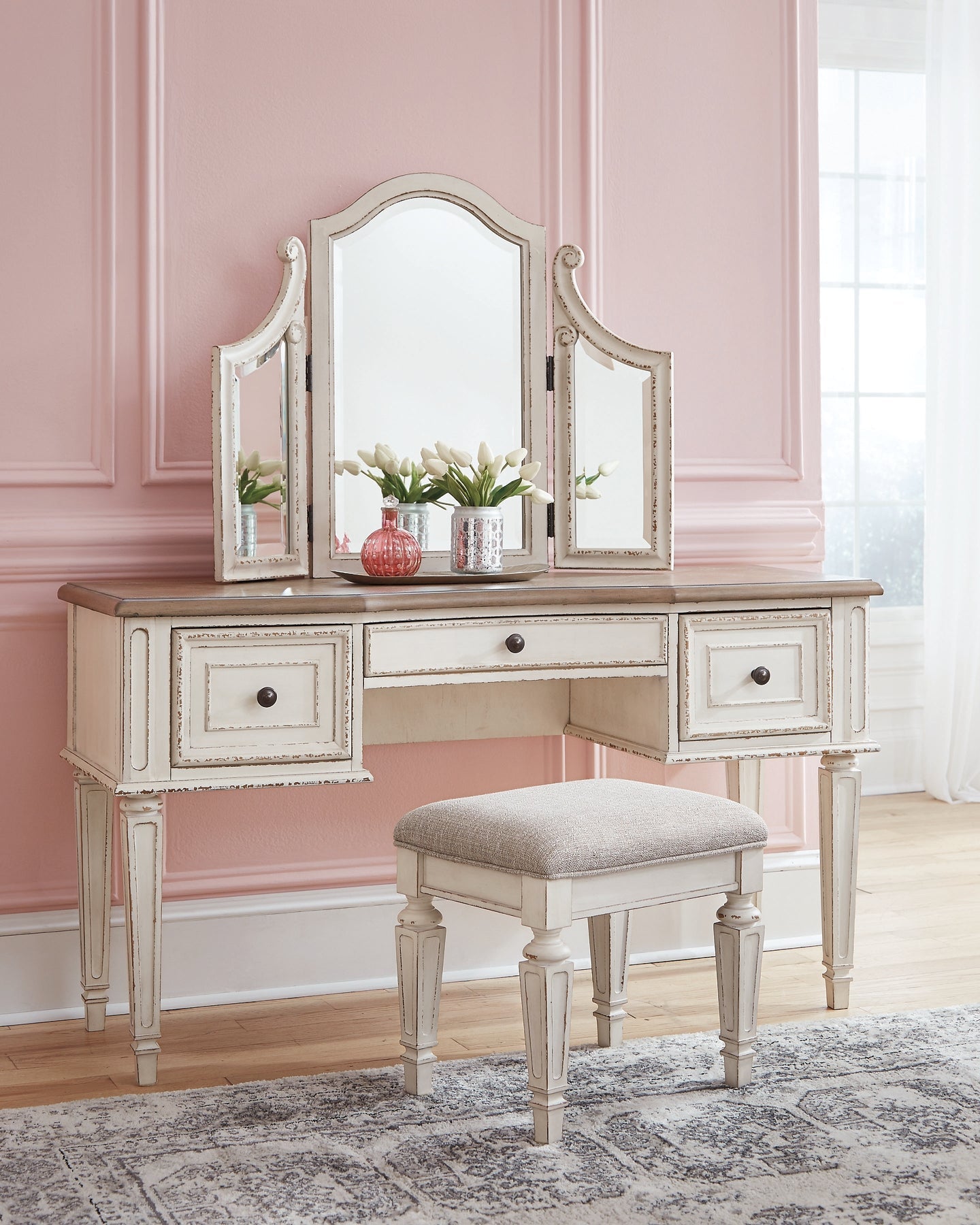 Realyn Vanity/Mirror/Stool (3/CN) Smyrna Furniture Outlet