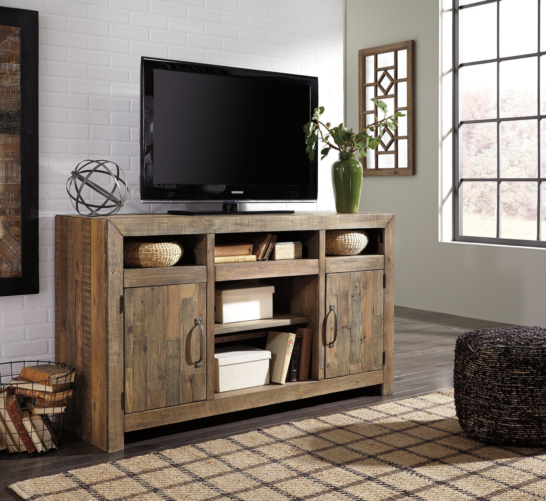 Sommerford LG TV Stand w/Fireplace Option Smyrna Furniture Outlet