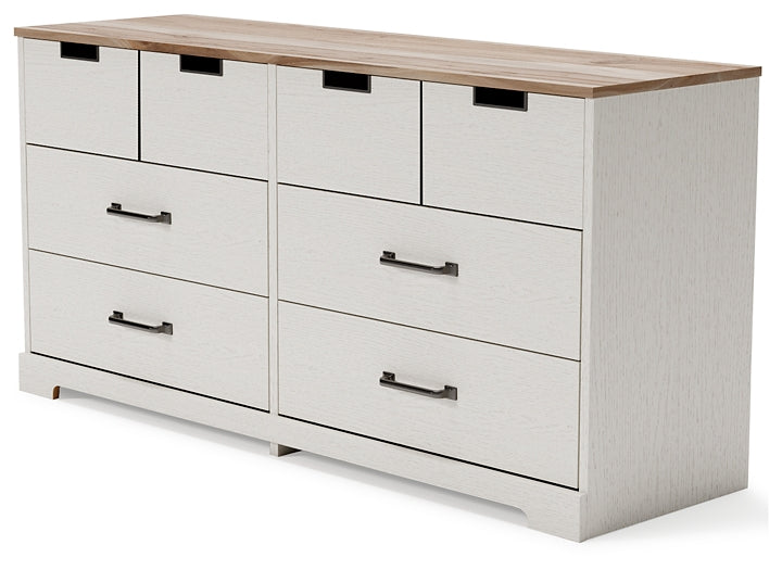 Vaibryn Six Drawer Dresser Smyrna Furniture Outlet