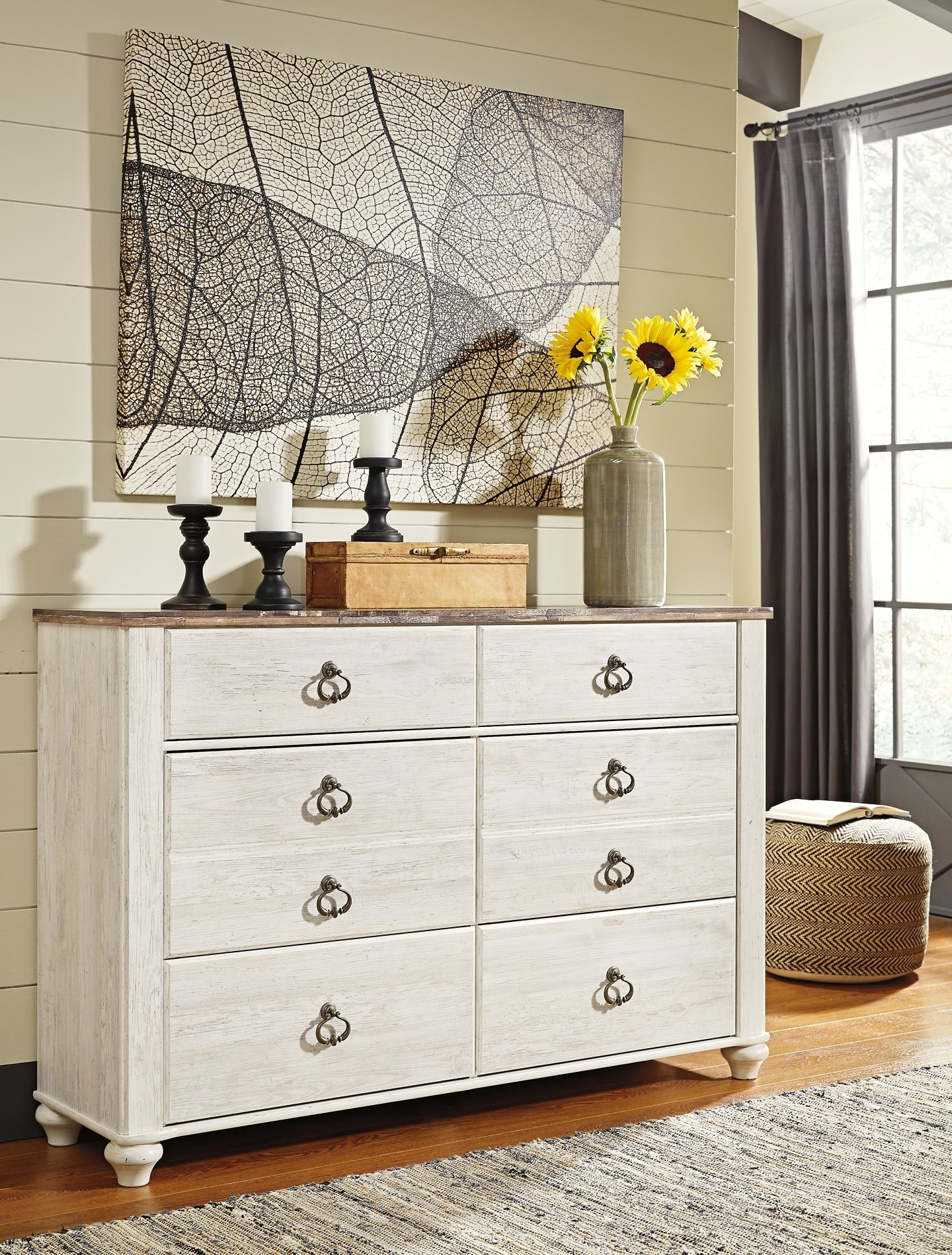 Willowton Queen Panel Bed with Dresser Smyrna Furniture Outlet