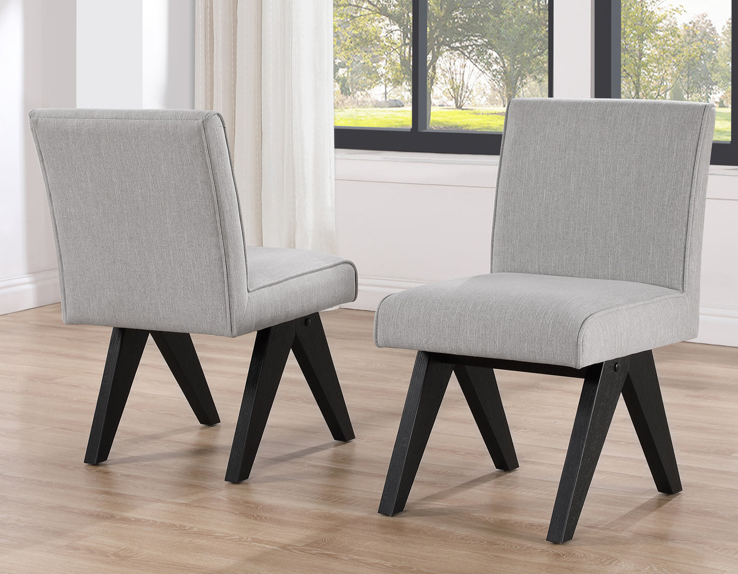 Magnolia 5-Piece 80-96″ Dining Set with Side Chair