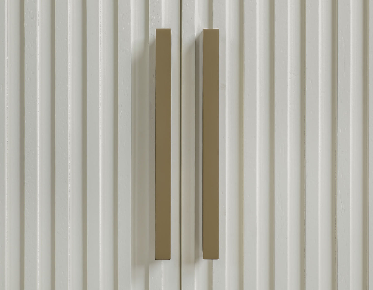 Colvin Server, Ivory