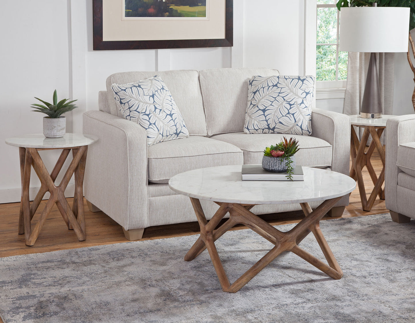 Wyman Banswara 36″ Round White Marble Top Cocktail Table