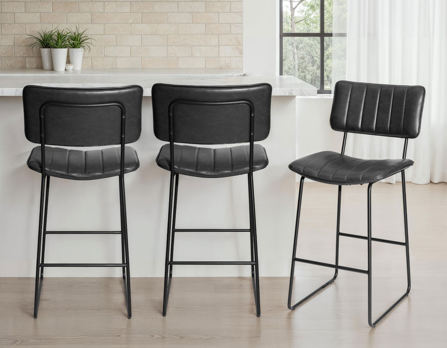 Tribeca 30″ Commercial Grade Bar Stool, Black