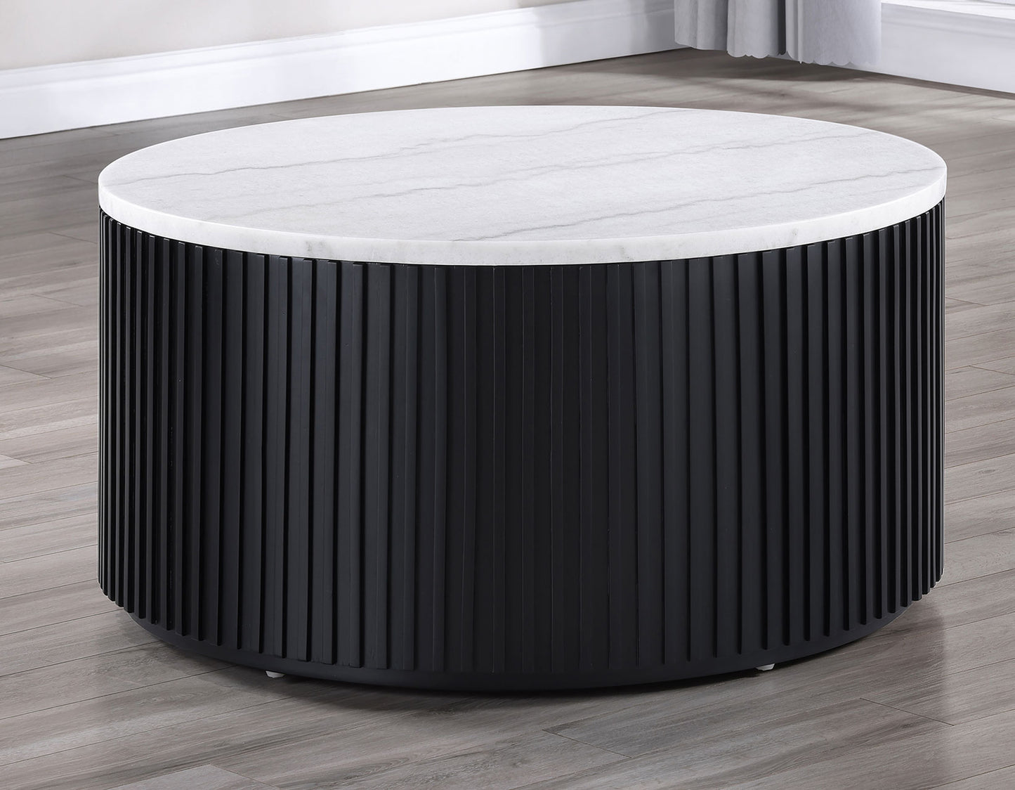 Colvin Marble, Black

Cocktail Table, Castered
End Table
