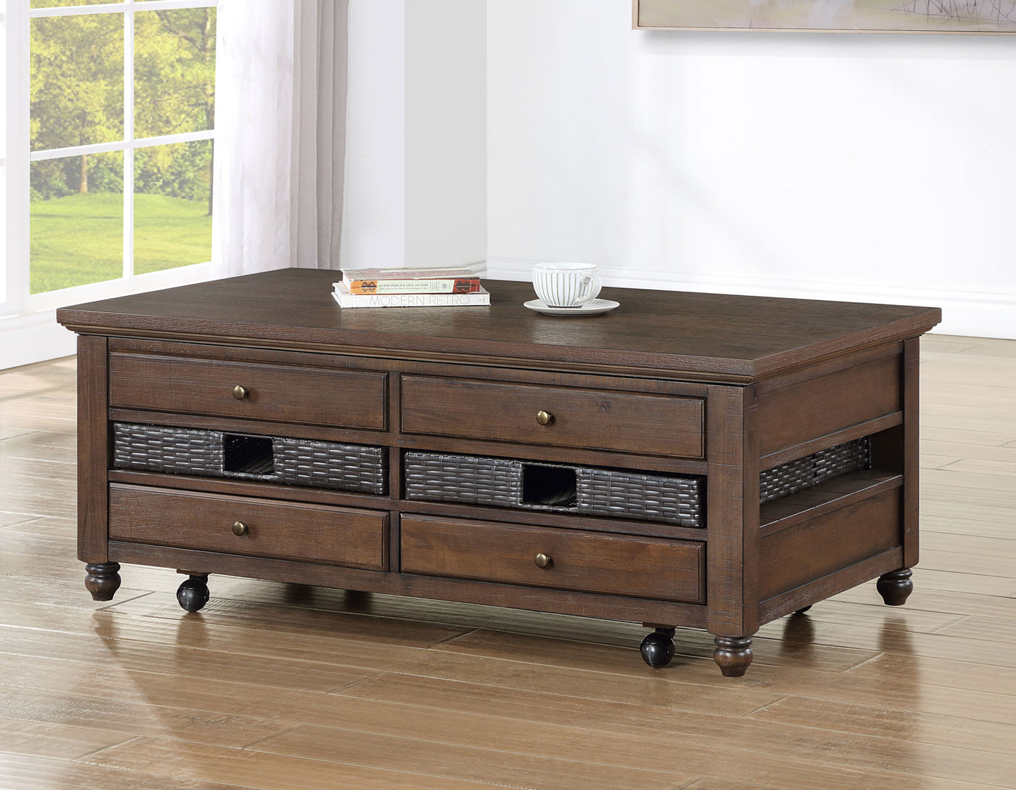 Oliver

Cocktail Table, Castered
End Table
Chairside End Table
Sofa Table