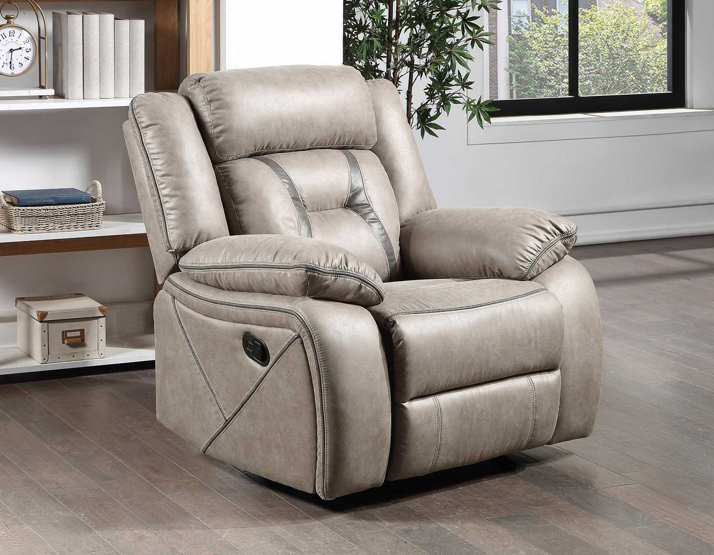 Tyson Manual Reclining

86″ Sofa, Drop-Down Console
76″ Console Loveseat, Glider
Recliner, Glider