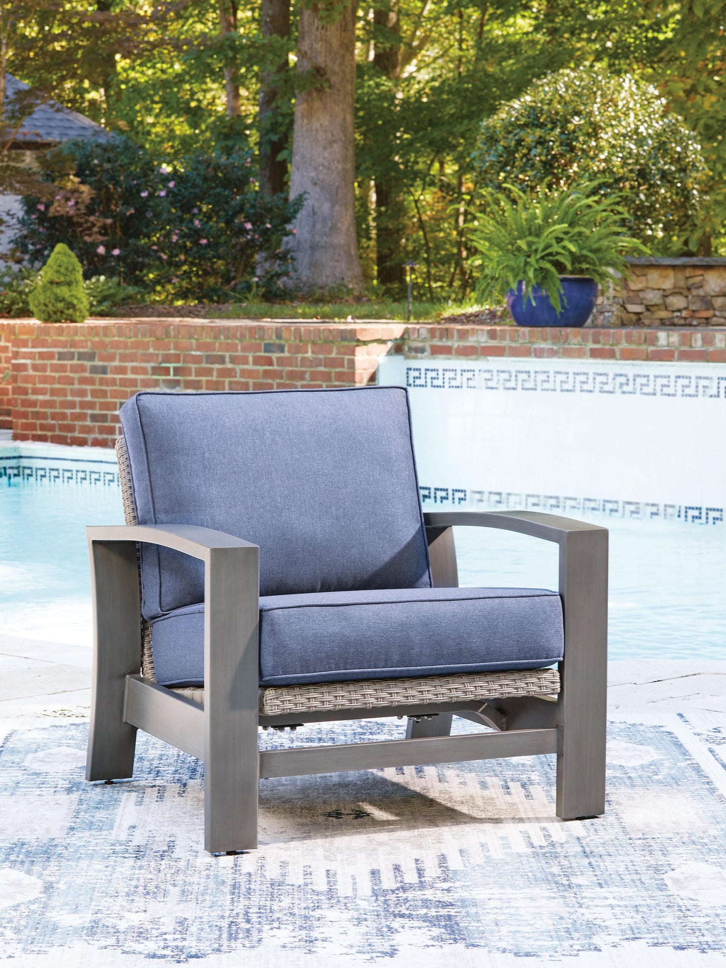 Half Moon Beach Spring Lounge Chair