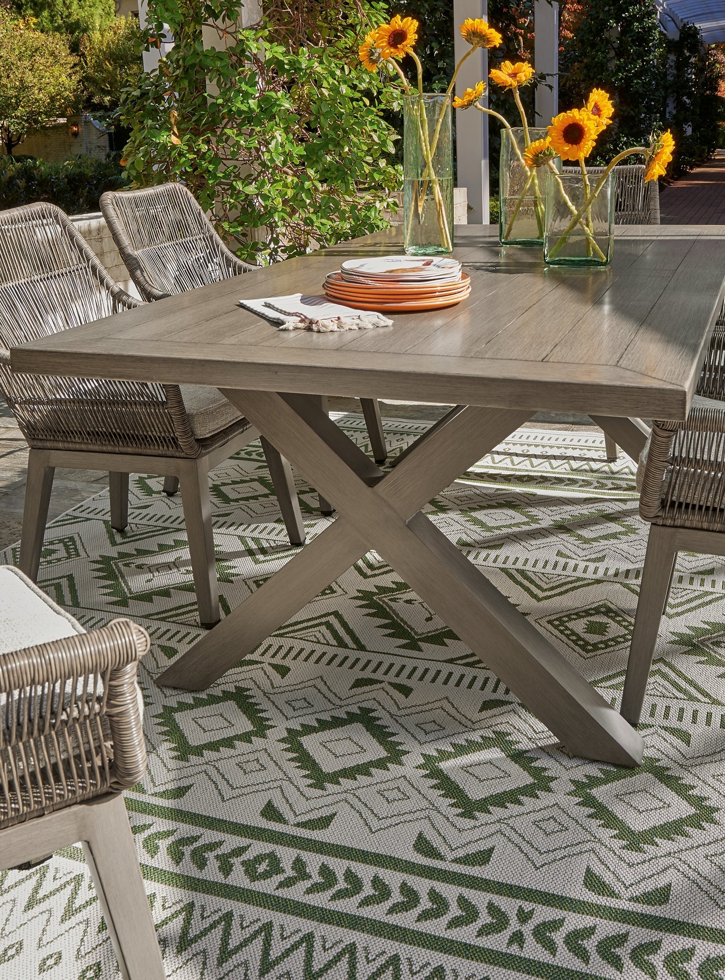 Beach Front Outdoor Dining Table and 4 Chairs Smyrna Furniture Outlet