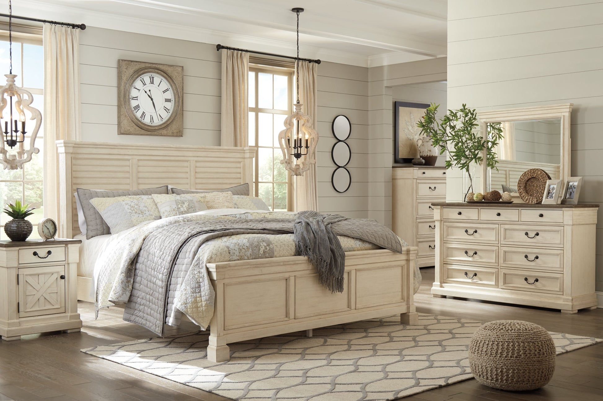 Bolanburg King Panel Bed with Mirrored Dresser and 2 Nightstands Smyrna Furniture Outlet