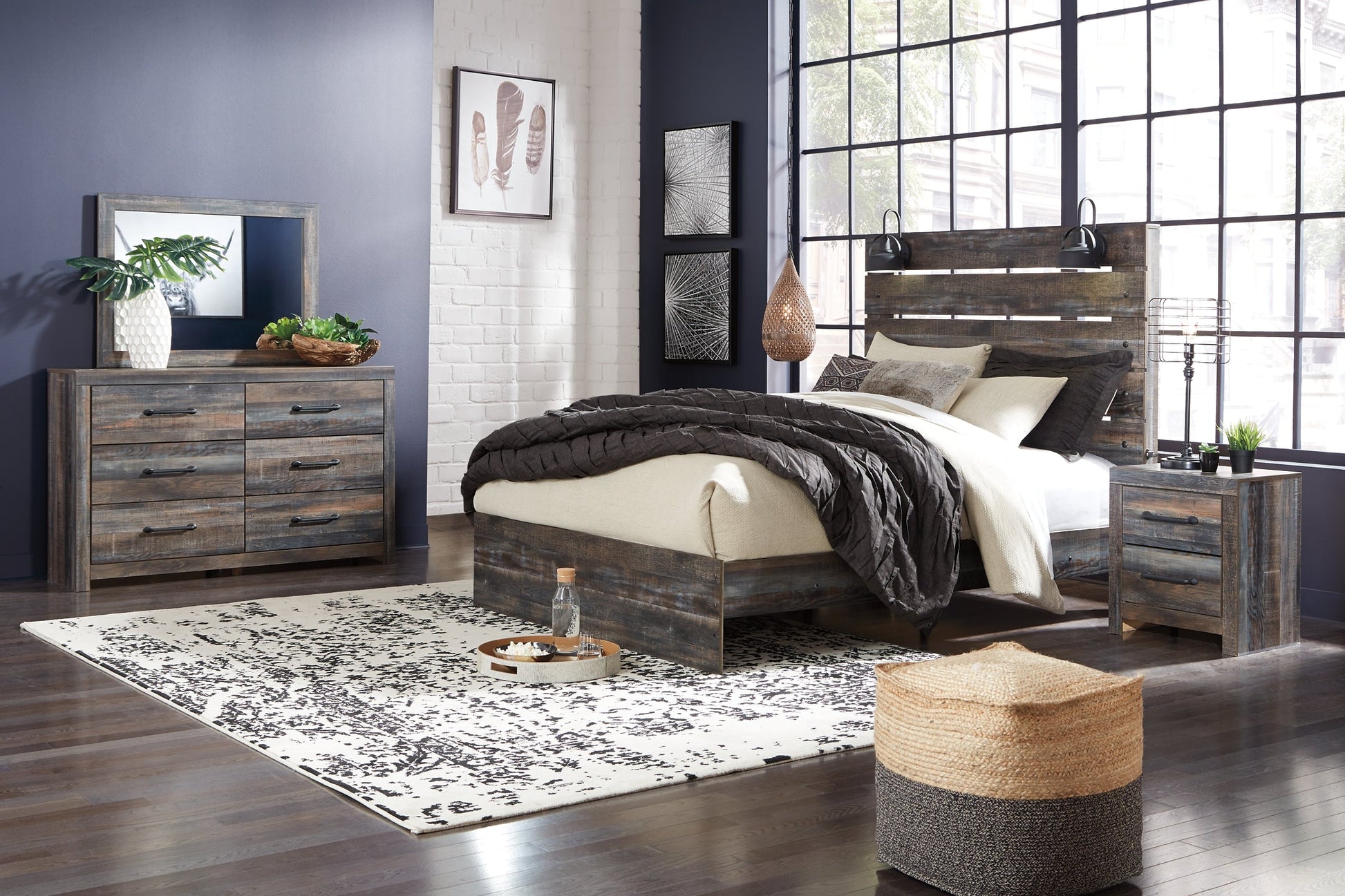 Drystan Queen Panel Bed with Mirrored Dresser, Chest and 2 Nightstands Smyrna Furniture Outlet