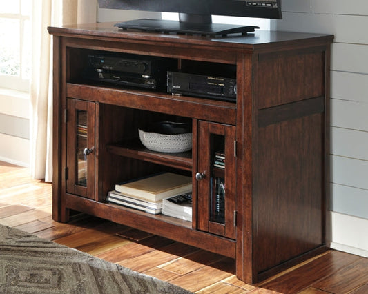 Harpan TV Stand Smyrna Furniture Outlet