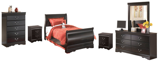 Huey Vineyard Full Sleigh Bed with Mirrored Dresser, Chest and 2 Nightstands Smyrna Furniture Outlet