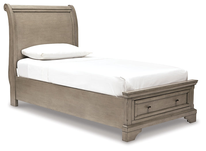 Lettner Twin Sleigh Bed with Mirrored Dresser, Chest and 2 Nightstands Smyrna Furniture Outlet